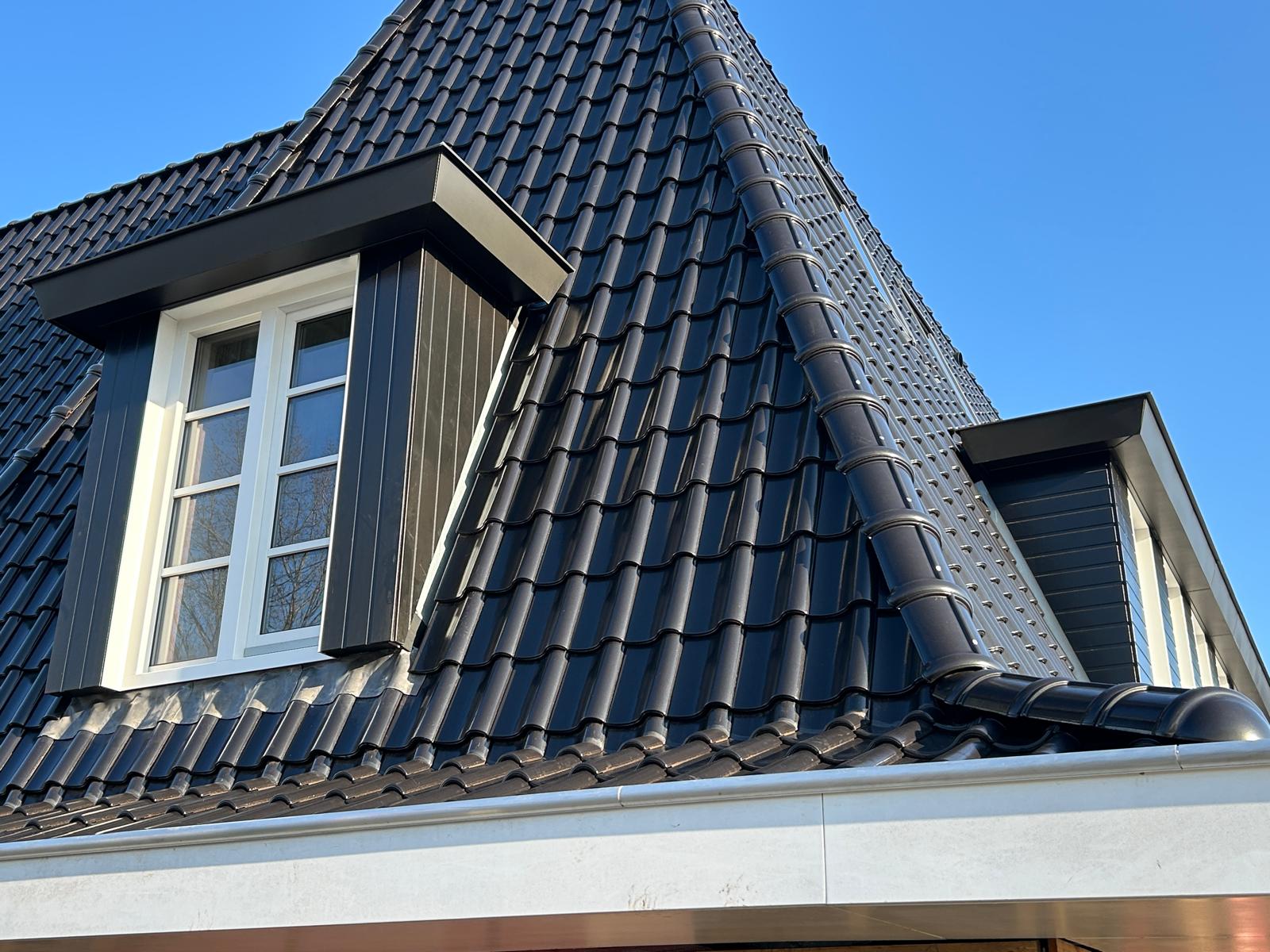 https://sakol.nl/content/uploads/2026/03/De-Nieuwe-Hollander-Plus-edelzwart-referentie.jpg